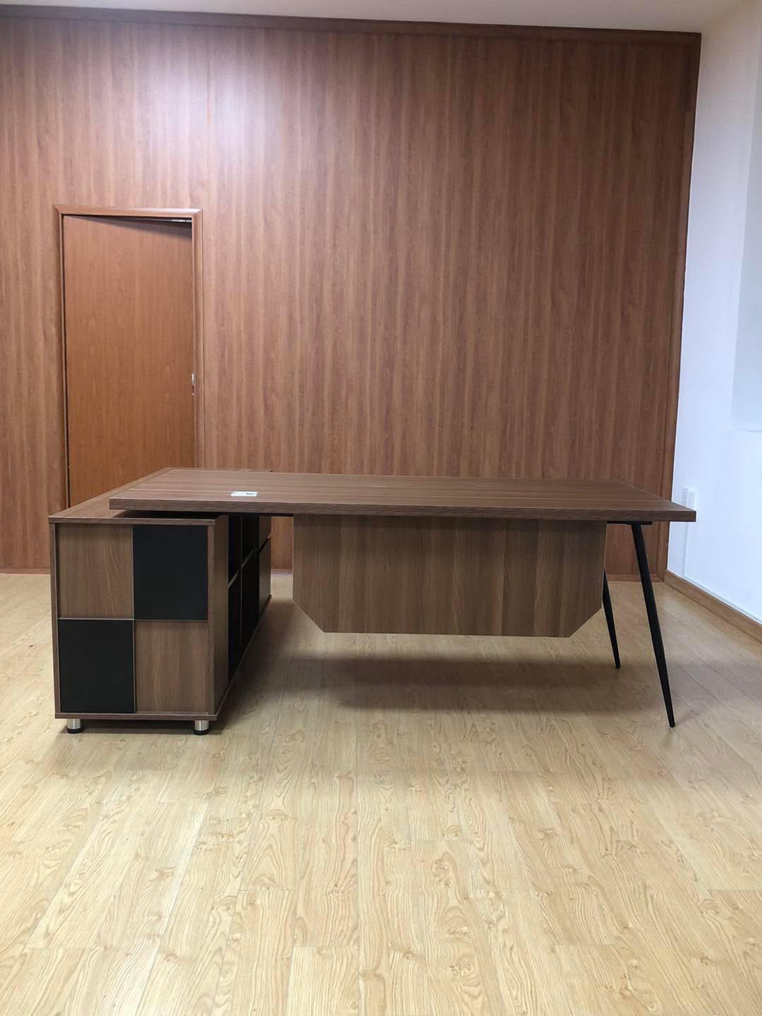 36 - https://mitifurniture.com | ร้านมิติเฟอร์นิเจอร์ รับผลิตเฟอร์นิเจอร์สั่งทำตามแบบ เคาน์เตอร์ ตู้โชว์สินค้า โดยช่างมืออาชีพ งานละเอียด ใช้วัสดุเกรดพรีเมียม ตอบโจทย์ทุกดีไซน์เพื่อธุรกิจและบ้านของคุณ ปรึกษาฟรี